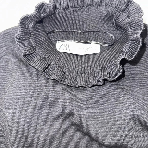 ZARA BLACK Jewel Button Knit Sweater - Picture 6 of 6
